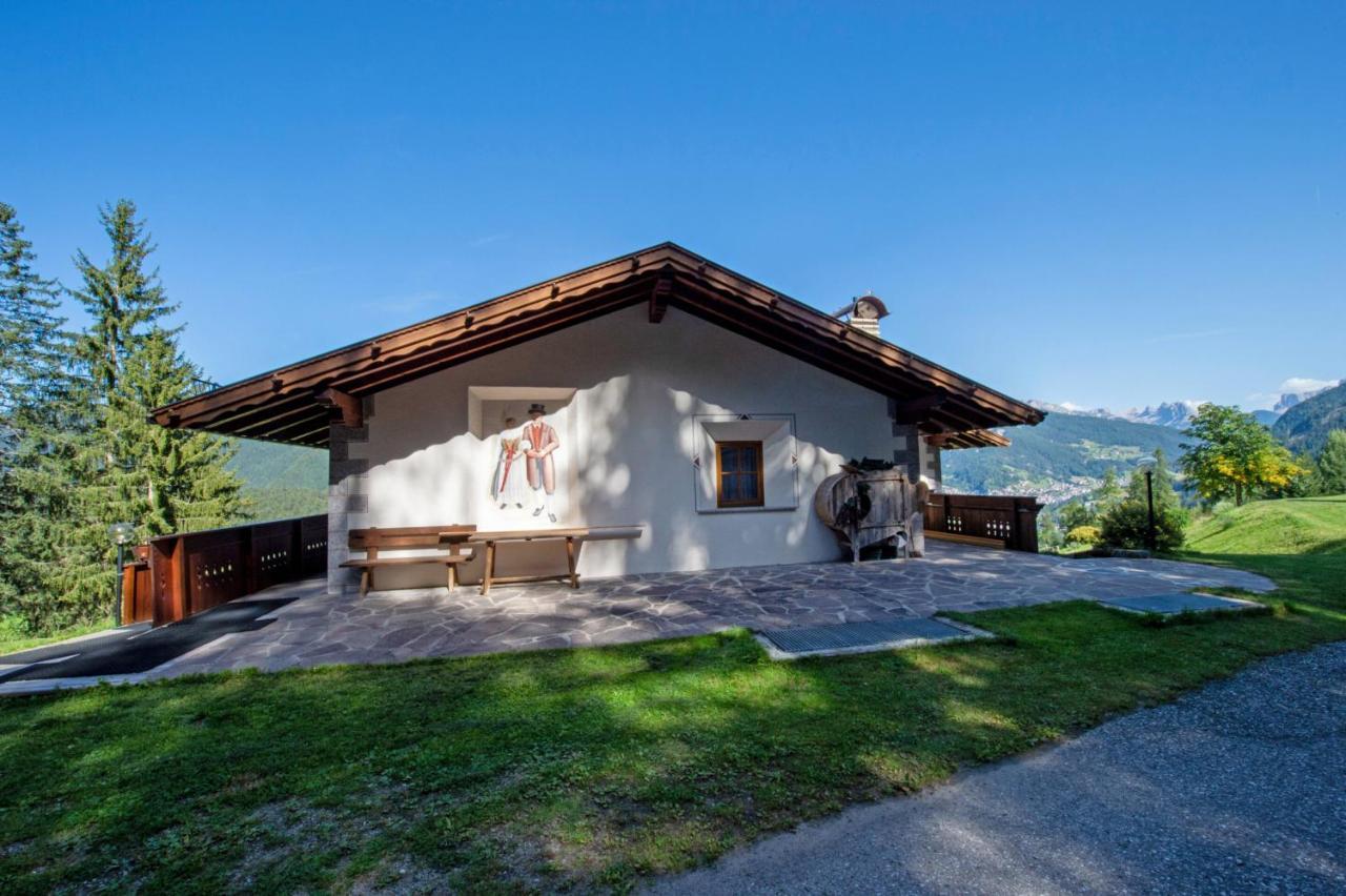 Chalet Alpina Ortisei Exterior photo